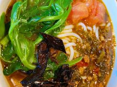 小锅米线-半山腰·云南菜(侨福芳草地店)