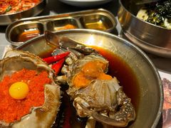 -草家酱蟹炭火烤肉店(珲春南路一店)