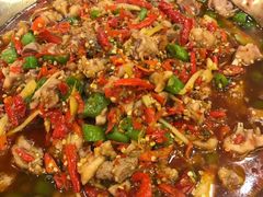 -兔行天下-鸿鹤鲜锅兔(中海国际店)