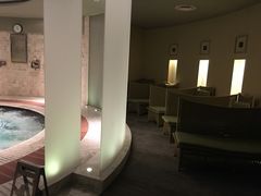 -上海外滩茂悦大酒店