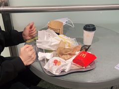 -麦当劳(北京大兴机场二层国内到达(安检外)店)