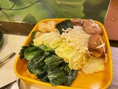 -润园四季椰子鸡火锅(卓越INTOWN店)