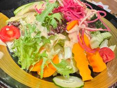 -山川小町·极番烧肉(新地假日广场店)