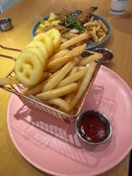-玩元素·家庭游乐成长中心(香格里拉店)