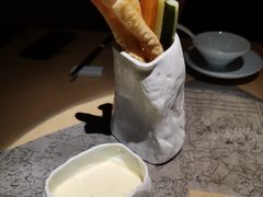 -穹六人间 people 6(岳阳路店)