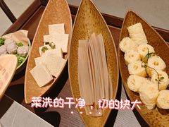 -左庭右院鲜牛肉火锅(浦江欢乐颂店)