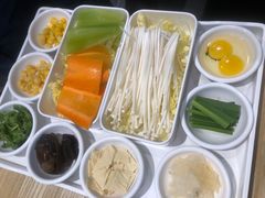 -花馬肆.云南过桥米线(汉神购物广场现场熬汤店)