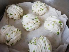花卷-铁锅炖灶台鱼老三炖鱼馆