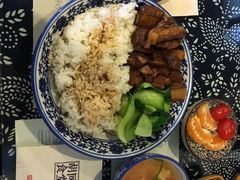 -蜗牛小馆醉乡民谣云南菜(惠新西里店)