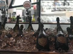 -OZONE 顶楼酒吧(香港丽思卡尔顿酒店)