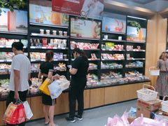 零售区-良品铺子(五角场万达店)