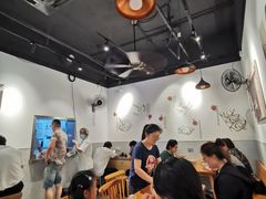 大堂-梦花街馄饨店(中华苑店)