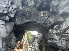 -灵岩山风景区