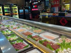 -尚品海鲜肥牛自助火锅(湖明店)