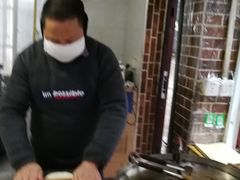 -安工大饼庞家肉饼