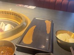 -铭牛烧肉·和牛海鲜自助(高新月牙湖店)
