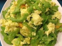 苦瓜炒鸡蛋-红鼻子桂林米粉(金唐新光界店)