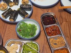 -明洞阿姨·韩式酱蟹烤肉·创意料理(三元桥店)