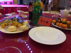 -百里峡七彩艺术小镇