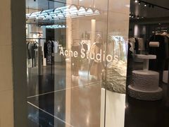 -Acne Studios(芮欧百货店)
