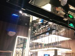 -捞王锅物料理(上海世茂广场店)