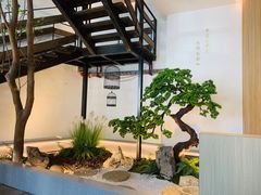 -蜜桃餐厅·伴山(湖滨商业街店)