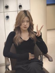 -韩国丽安形象设计