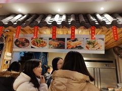 -爆炸头阿姨小四川正宗川味小吃(无任何分店)