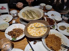 -金枝玉叶上海人家食府(三里河店)