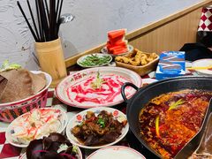 -赵美丽重庆火锅(西安直营总店)