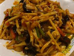 -西部马华清真兰州牛肉面·烧烤夜市(关东店)