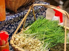 野荞头炒地皮菜-客家大院·非遗赣南客家菜(郁孤台店)