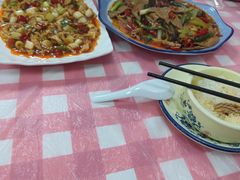 -洪霞餐馆