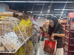 -好特卖HotMaxx(杭州滨江宝龙城店)