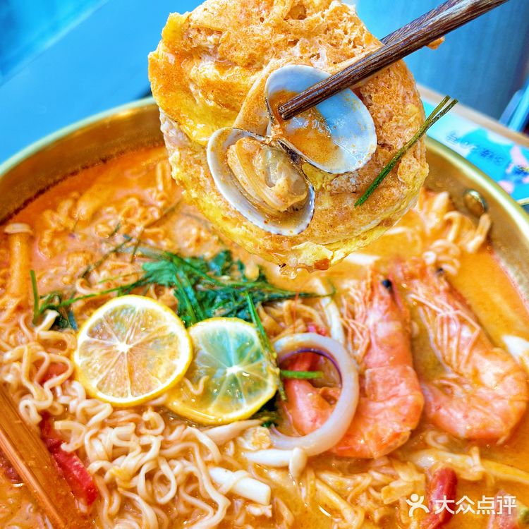 吃完了饭还不想走怎么办🥹