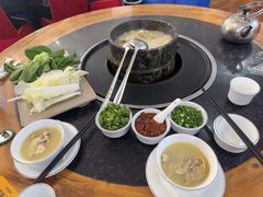 -南渝食府.墨脱石锅松茸鸡
