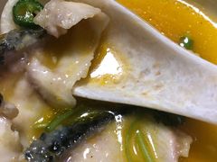 -东家小院金汤酸菜鱼(南阳路店)