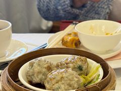 芫荽鲮鱼丸-美心皇宫(沙田大会堂店)