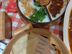 -老郑家东北春饼(龙悦居店)