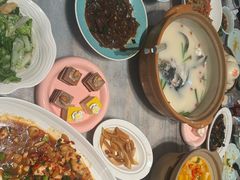 -桃鲤·风味民间家宴淳鱼馆(千岛湖店)