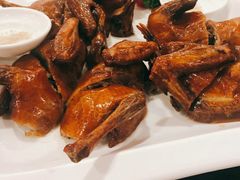 脆皮烧乳鸽-富豪酒家(正大广场店)