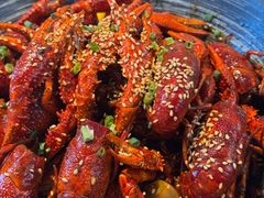 -肥肥虾庄·金牌油焖大虾(汉街SKP店)