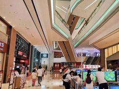 -中航城君尚购物中心