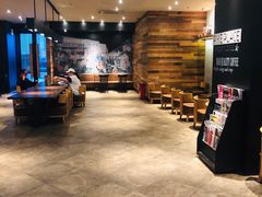 -星巴克臻选(上海长风大悦城店)