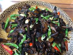 -汤锅大王(新平曹苏黄牛汤锅有限公司)