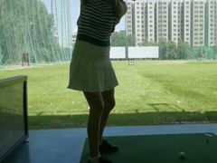 -仙霞高尔夫练习场-停车场