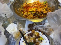 -嘎嘎鸭下巴·爆辣干锅(女人街店)