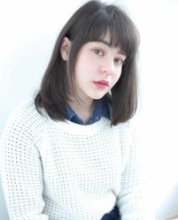 -时尚殿堂明星门店