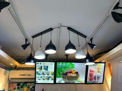 -津椰本·海南正宗椰奶清补凉(店一店)