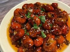 -巴厘龙虾·榜首油焖大虾(音乐学院·沿江酒馆店)
